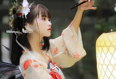 ​好听的女生网名小清新两个字(共352个)