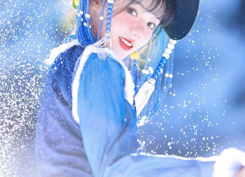 陪姐拍汉服的文案抖音 陪姐拍汉服的文案抖音