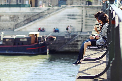蓝天底下,满眼绿色,一直铺向远方 描写绿色的优美句子