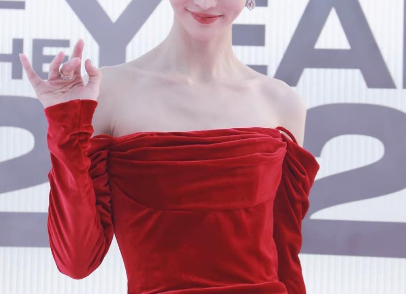 给亲爱人说说早安情话(早安思念女朋友的情话短句)