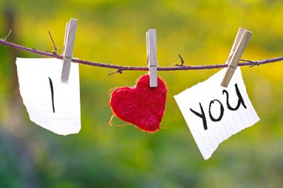 ​2026年突然狂风暴雨电闪雷鸣的说说(42句)